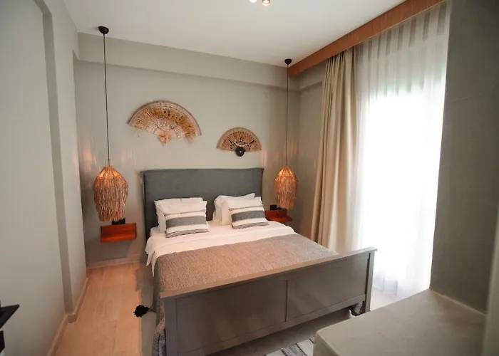 أجنحة ألب ماندالين *