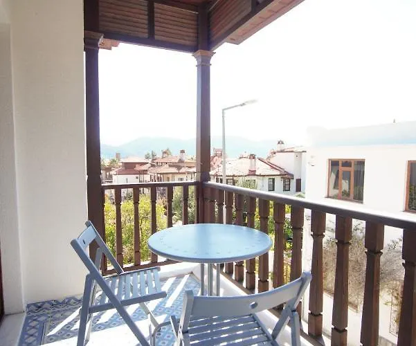 Alp Mandalin * Akyaka (Mugla)