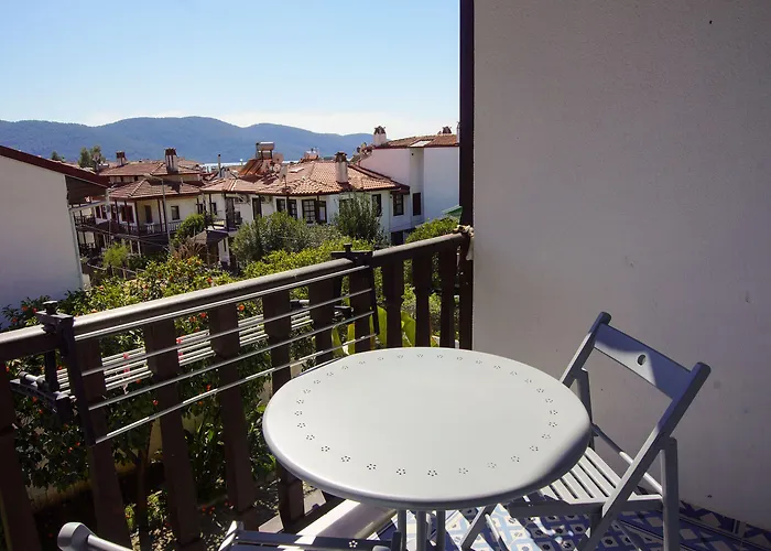 Alp Mandalin * Akyaka (Mugla)